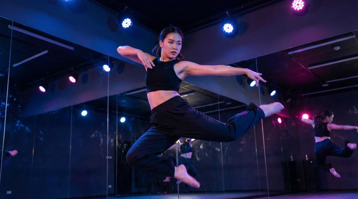 风车动漫舞蹈短视频